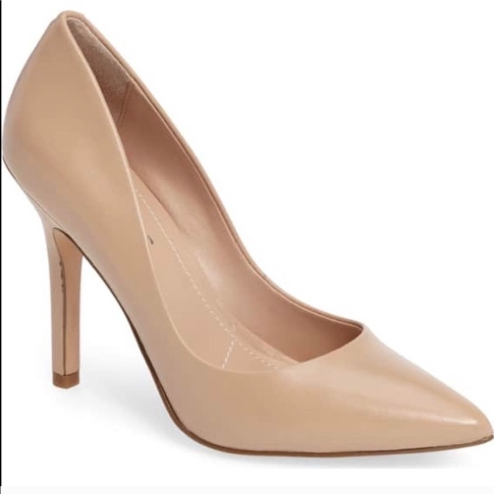 Charles by Charles David Size 11 Nude Pumps